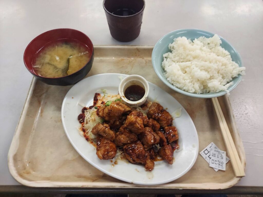 ぶたコロ定食
